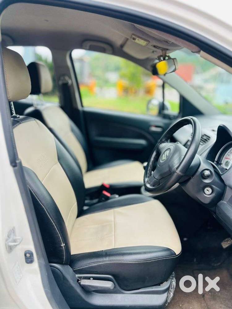 Maruti Suzuki Ritz Vxi, 2013, Petrol
