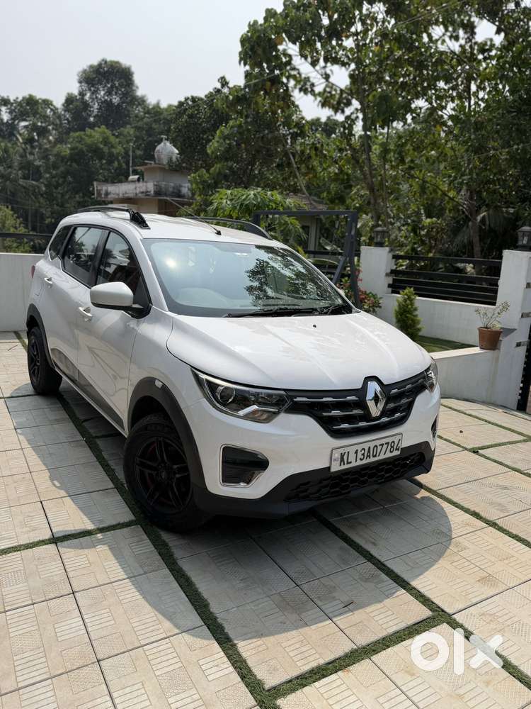 Renault Triber Rxz, 2019, Petrol