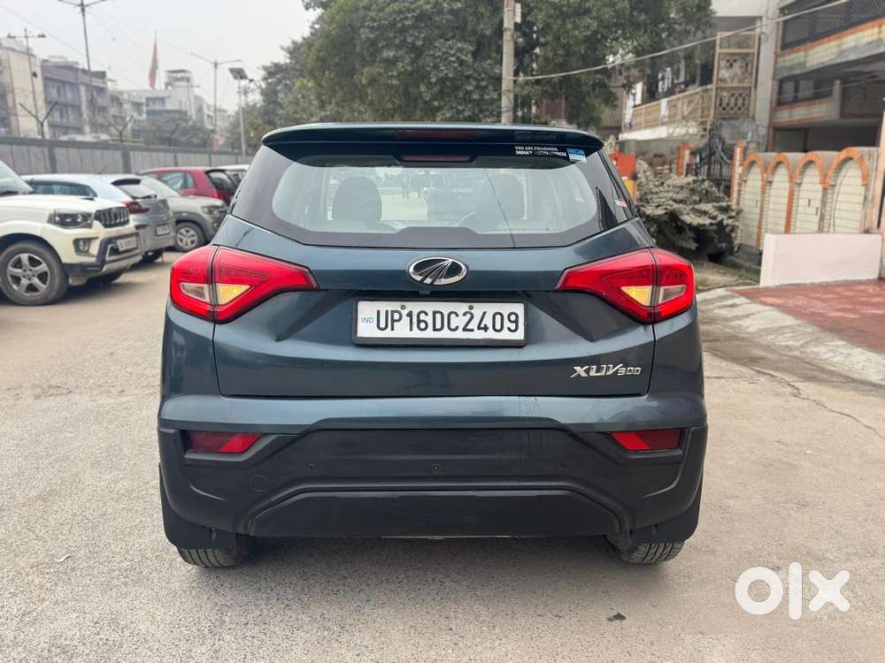 Mahindra Xuv300 W4, 2022, Petrol