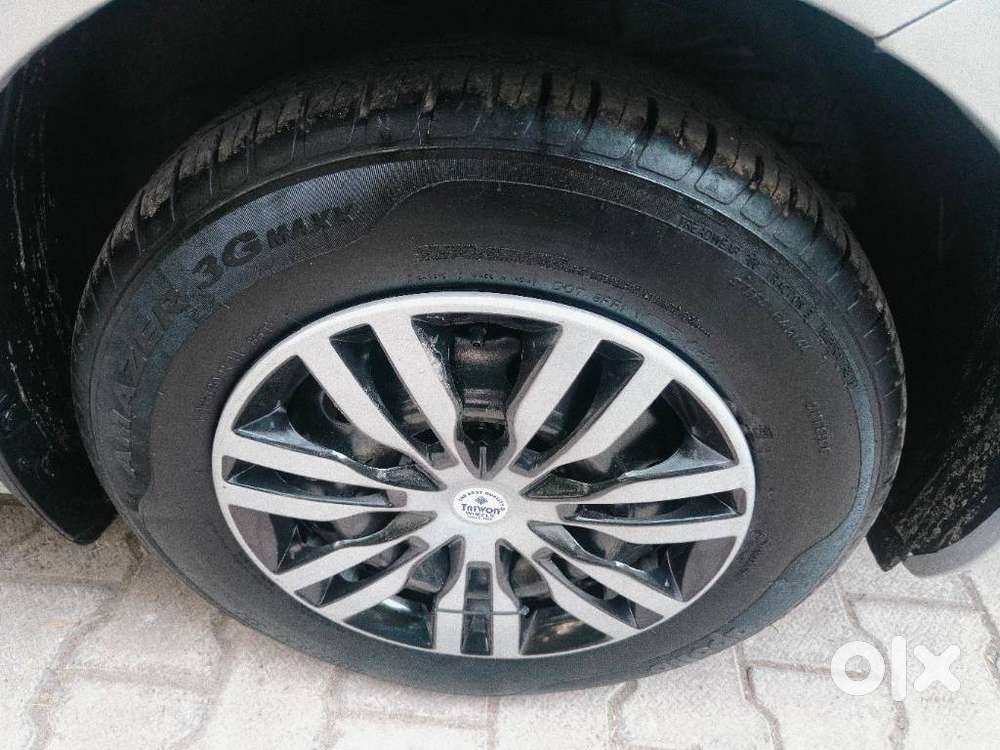 Maruti Suzuki Swift 1.2 Lxi (o), 2018, Petrol