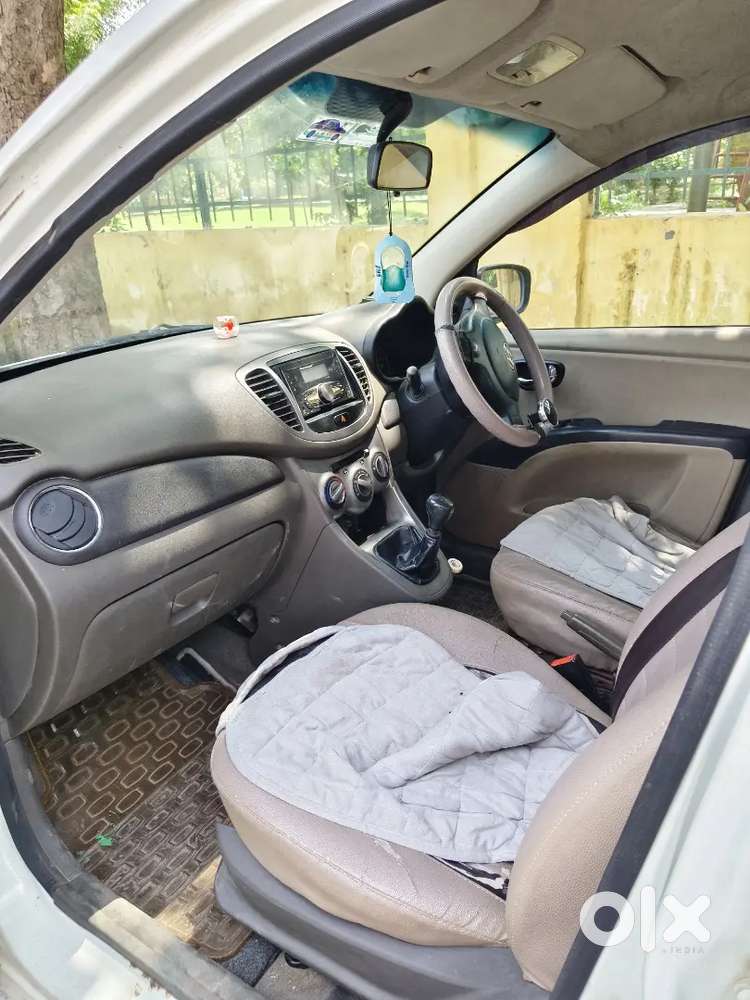 Hyundai I10 Magna 2012 Cng