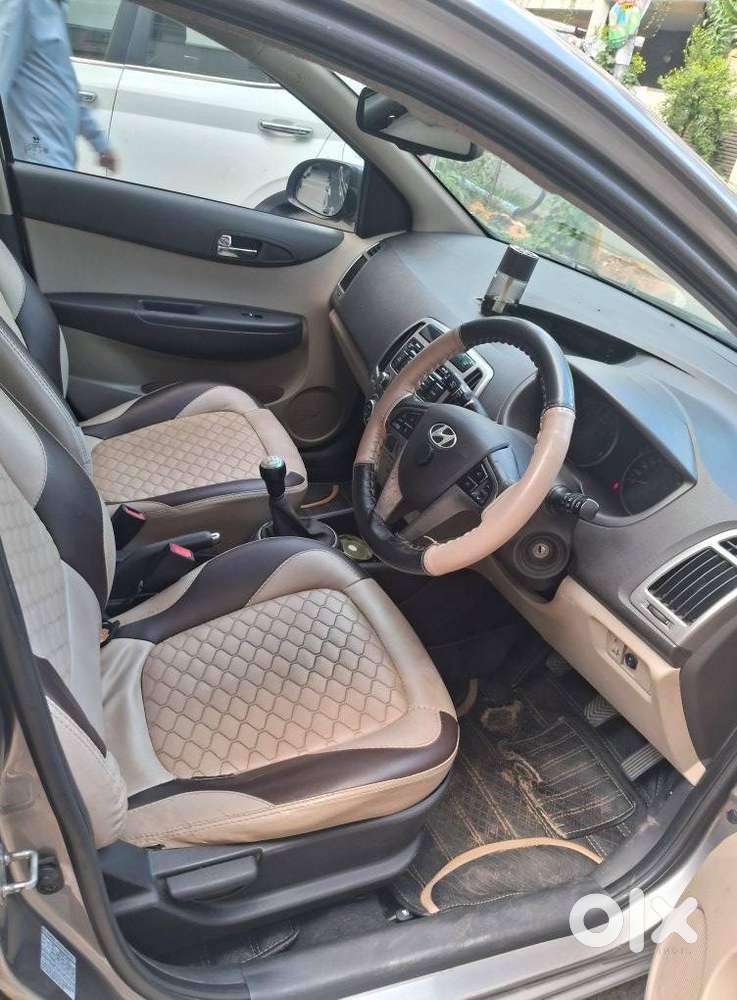 Hyundai I20 Sportz 1.2 Bs-iv, 2013, Petrol