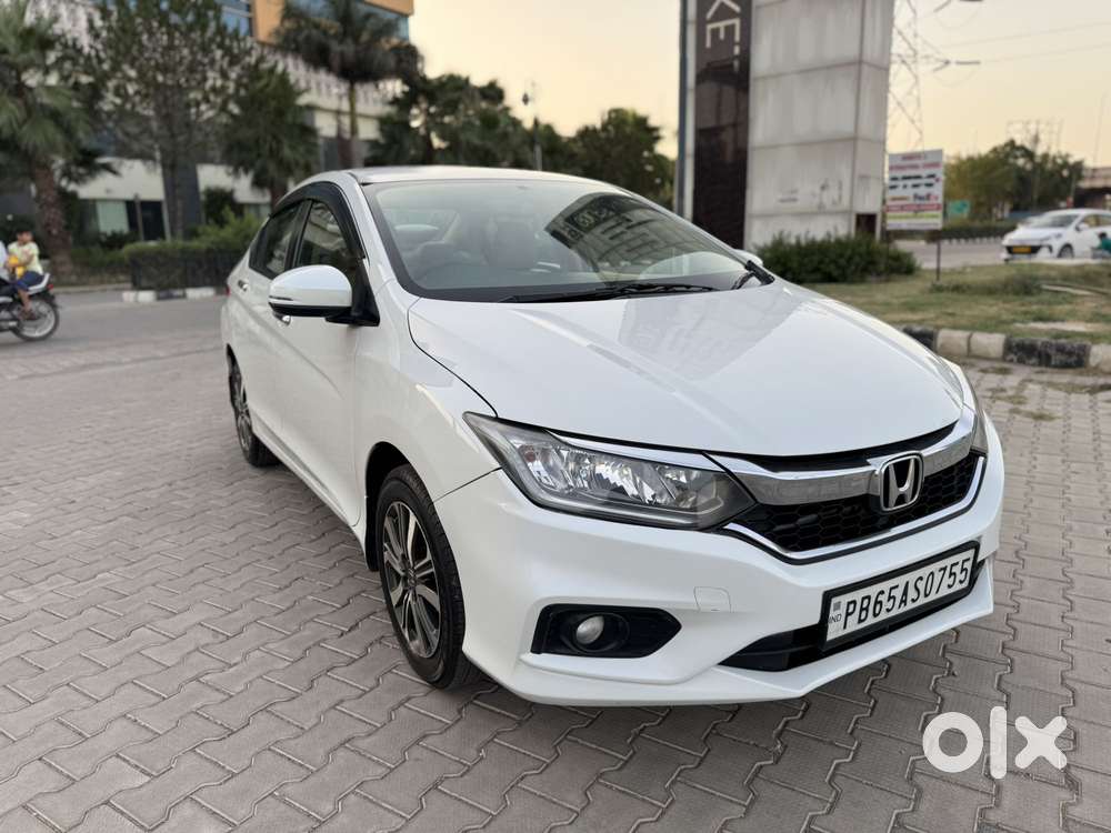 Honda City I-vtec V, 2018, Petrol