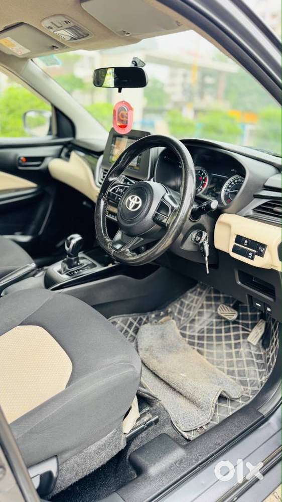 Toyota Glanza, 2023, Petrol