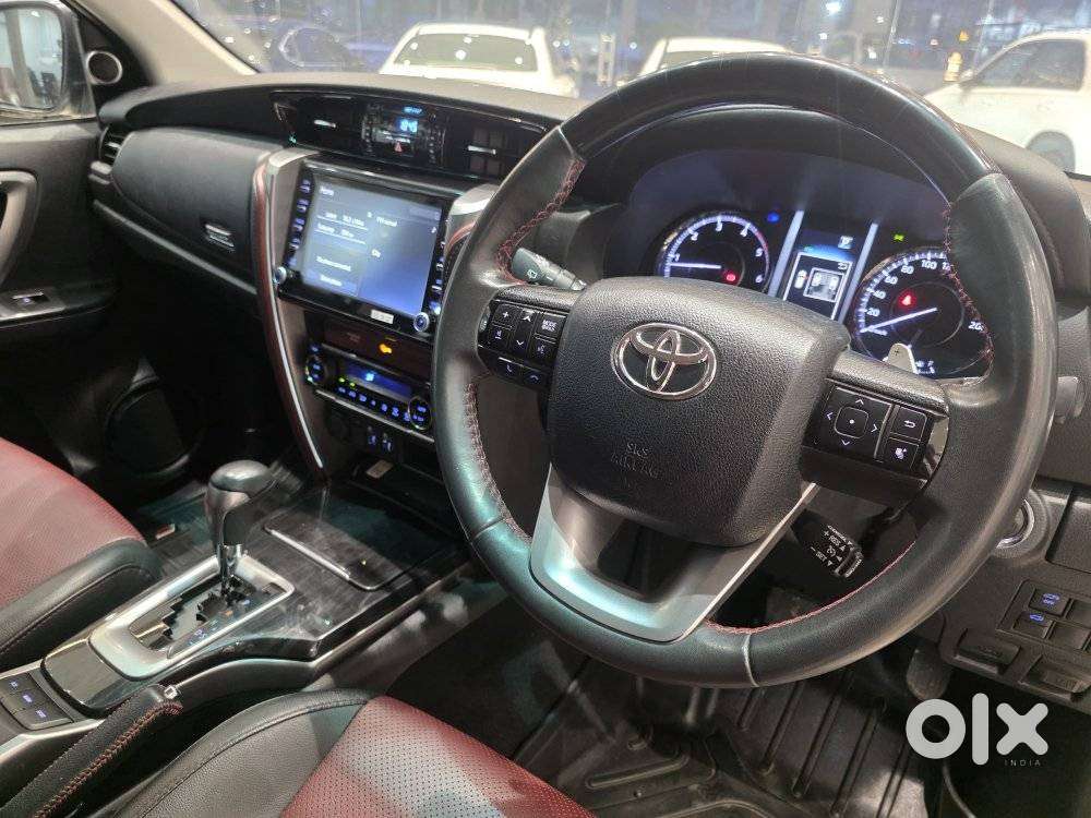Toyota Fortuner Legender 4x2 At 2.8, 2022, Diesel