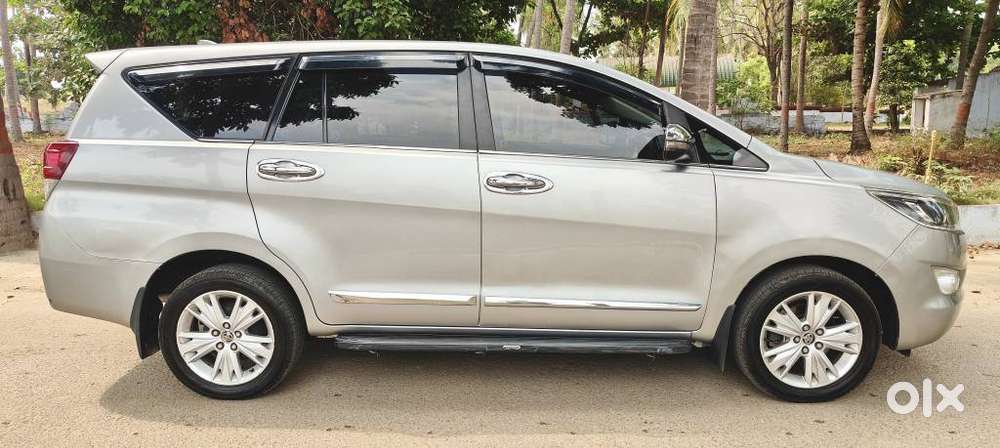 Toyota Innova Crysta 2.8z Automatic, 2017, Diesel