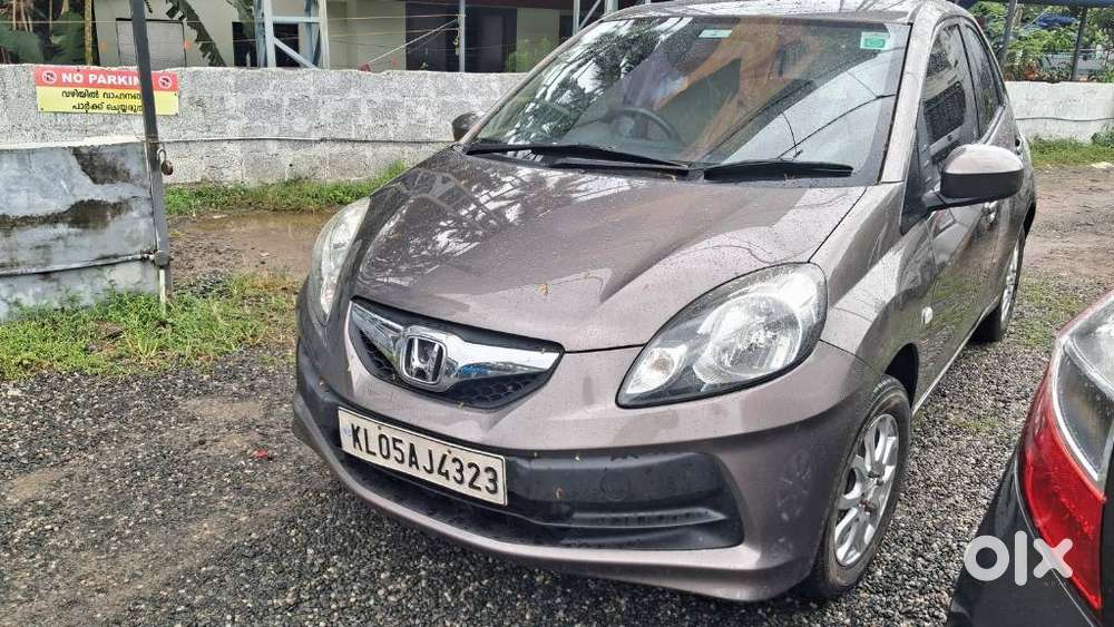 Honda Brio S Mt, 2014, Petrol