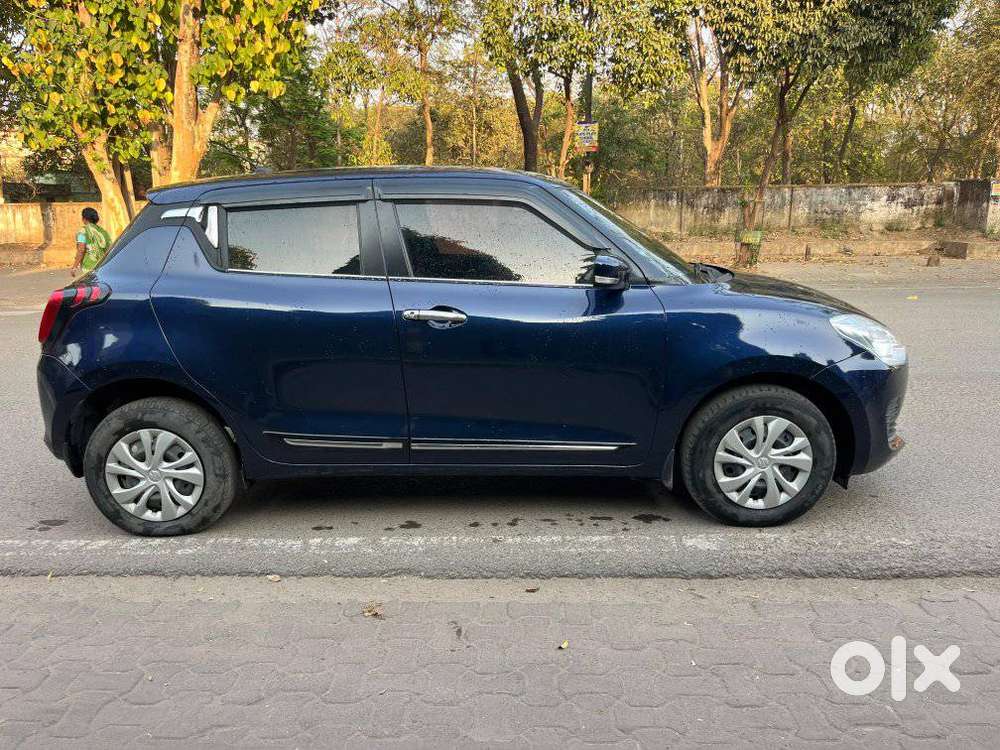 Maruti Suzuki Swift Vxi + Manual, 2022, Petrol
