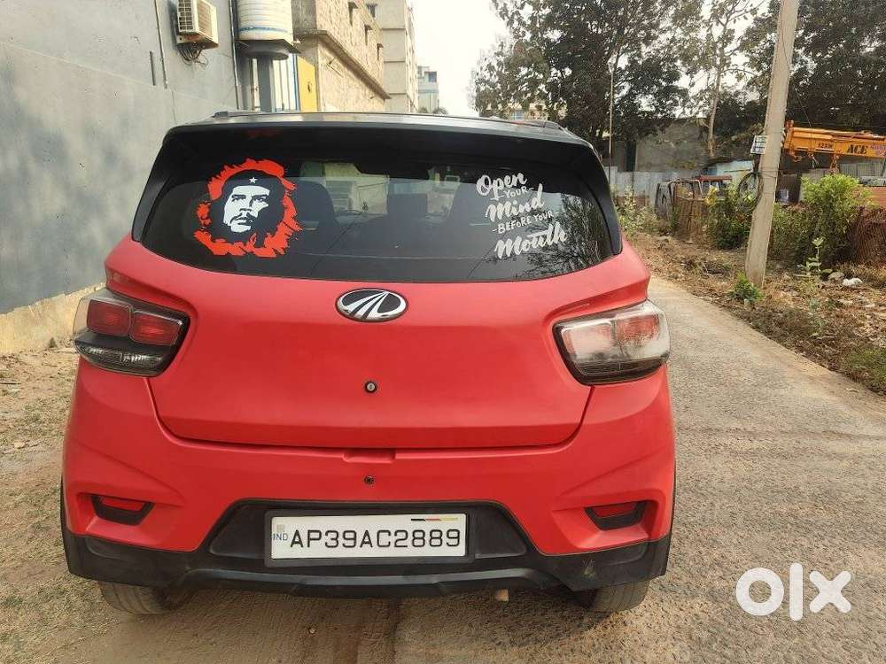 Mahindra Kuv 100