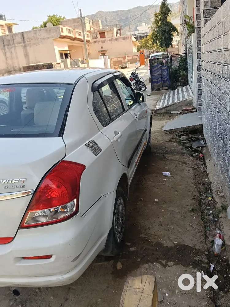 Maruti Suzuki Dzire Tour 2016