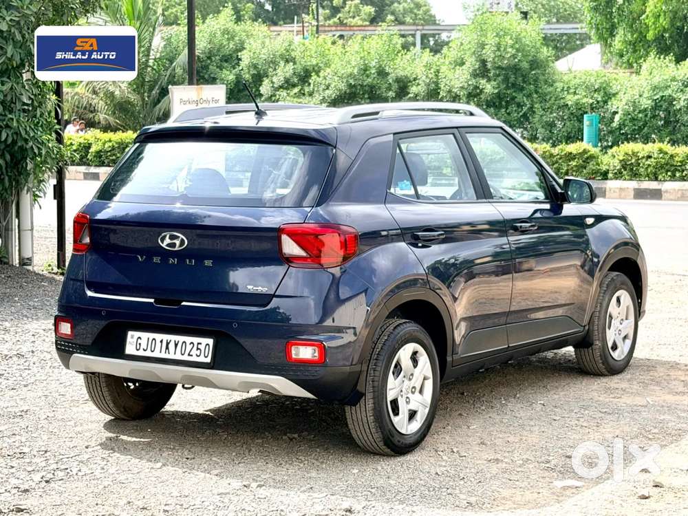 Hyundai Venue S Turbo, 2020, Petrol