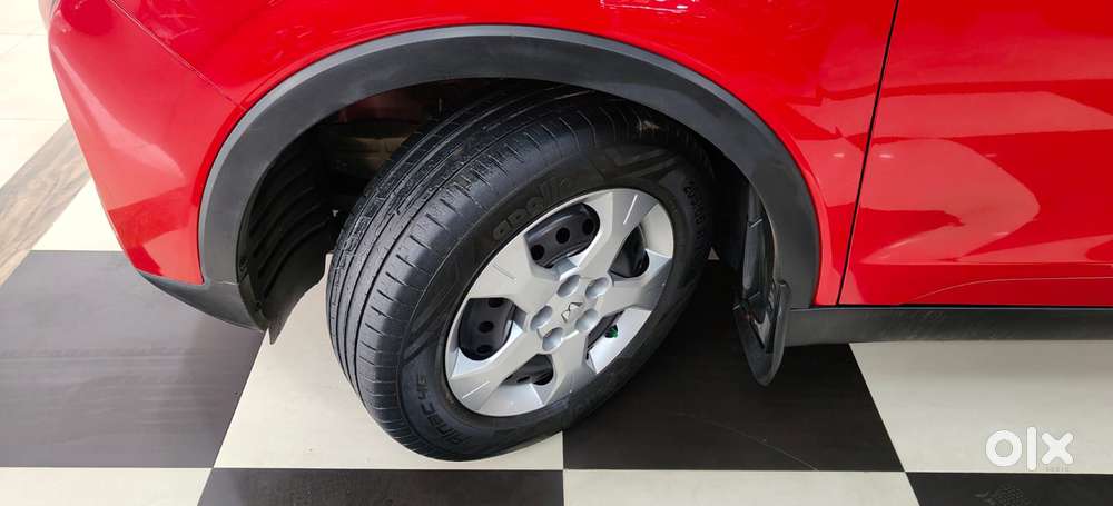 Mahindra Xuv300 W6, 2023, Petrol