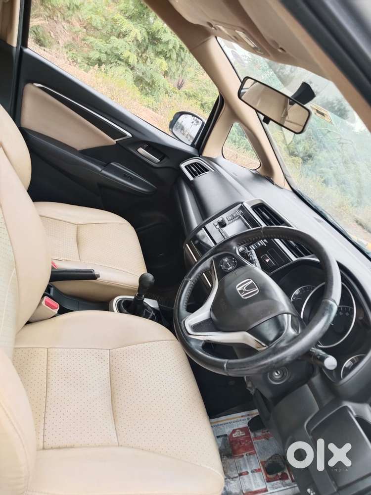 Honda Jazz V Mt Privilege, 2017, Petrol