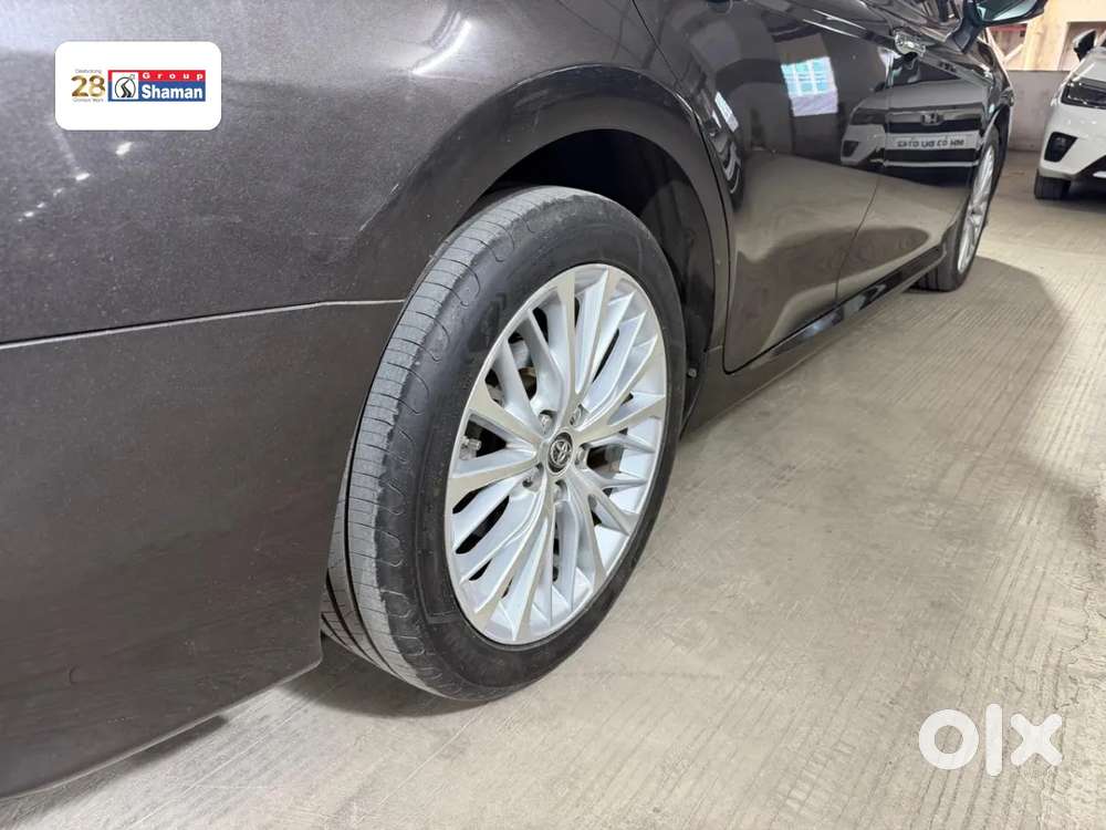 Toyota Camry Hybrid, 2019, Petrol