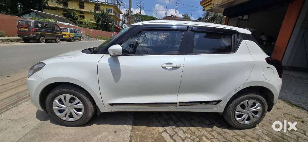 Maruti Suzuki Swift Vxi Ags, 2023, Petrol