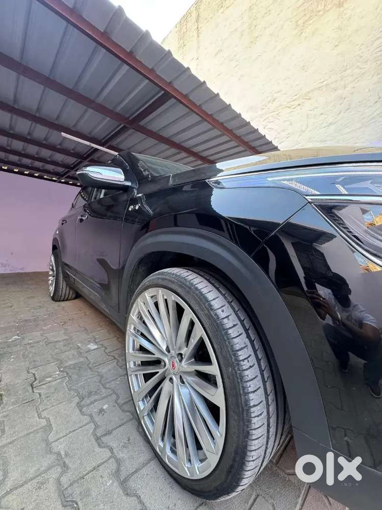 Kia Seltos 2023 Petrol 13600 Km Driven