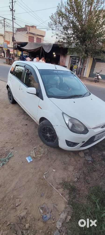 Ford Figo Diesel Lxi 2012