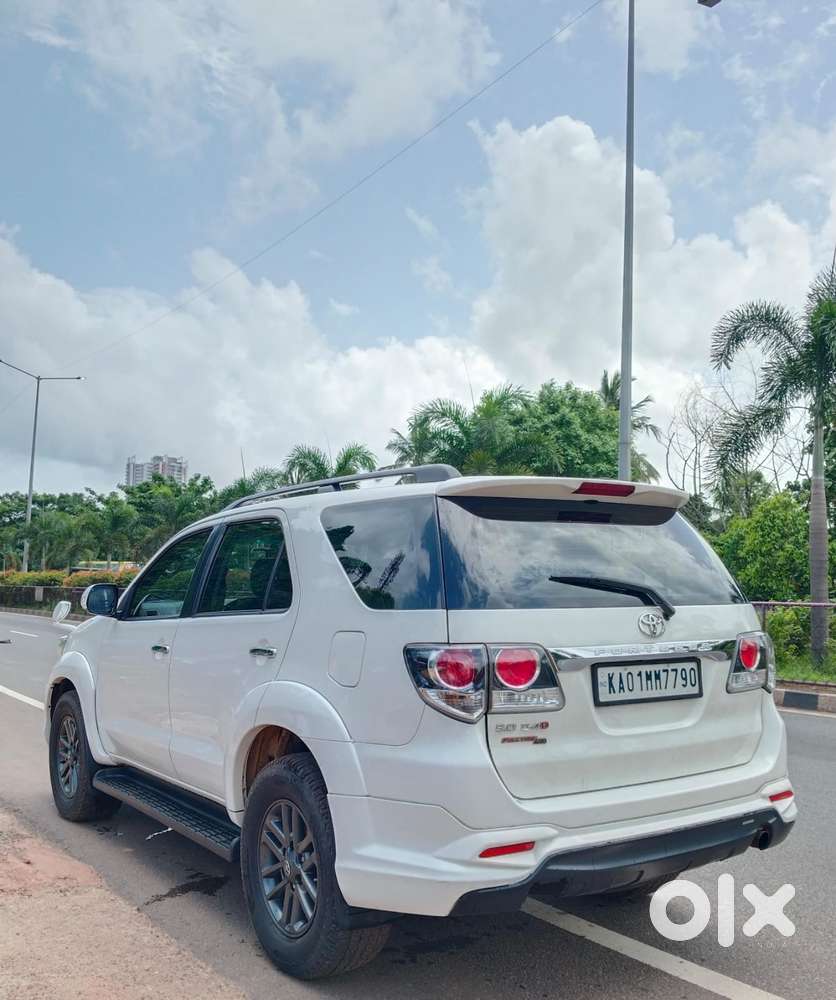 Toyota Fortuner, 2015