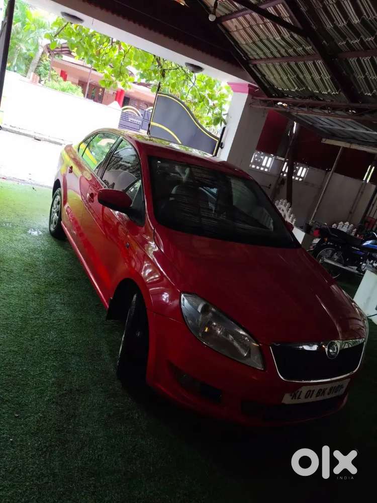 Skoda Rapid Red Color . Doctor Owned,best Condition.all Services Done
