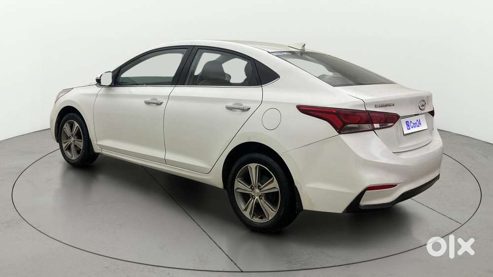 Hyundai Verna 1.6 Sx (o) Vtvt, 2017, Petrol