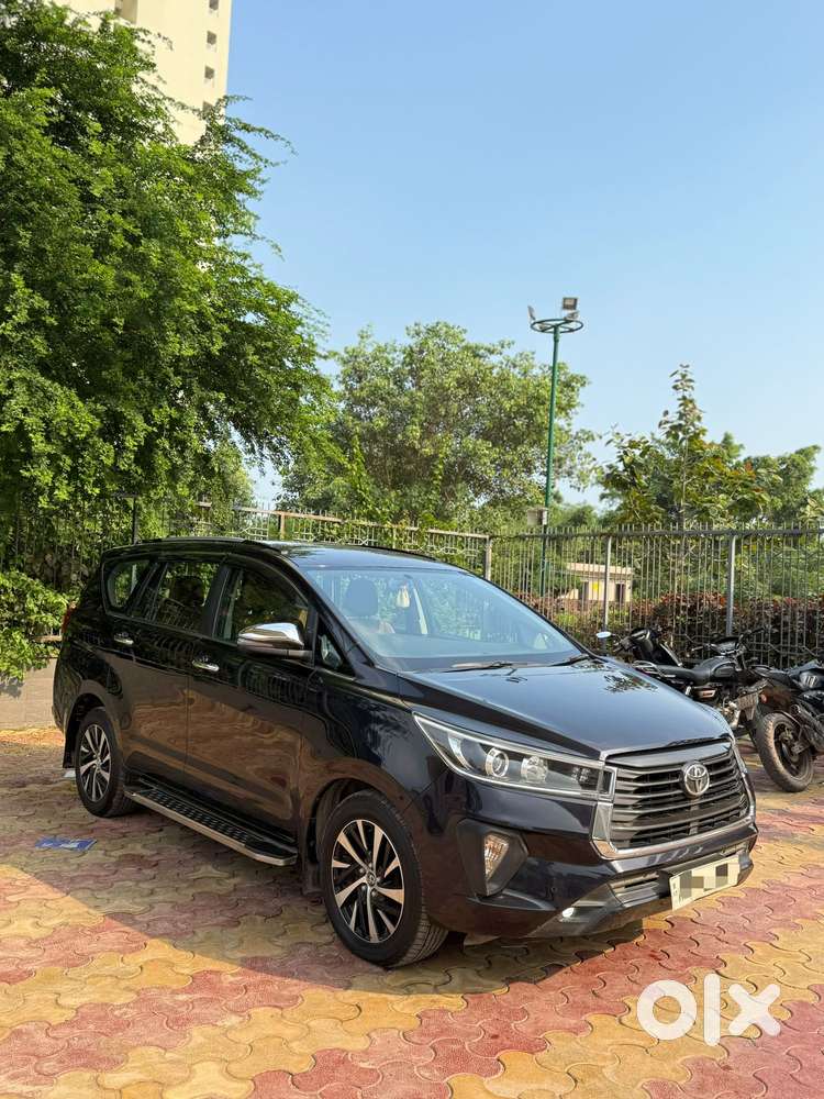 Toyota Innova Crysta 2.4 Z 7 Str, 2022