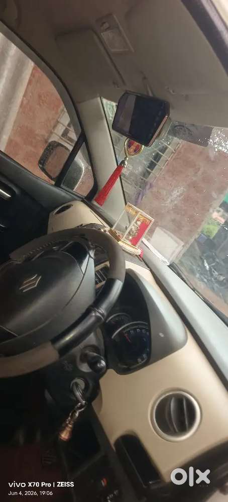 Only Old Car After Then No Family Family 7 Seater Car