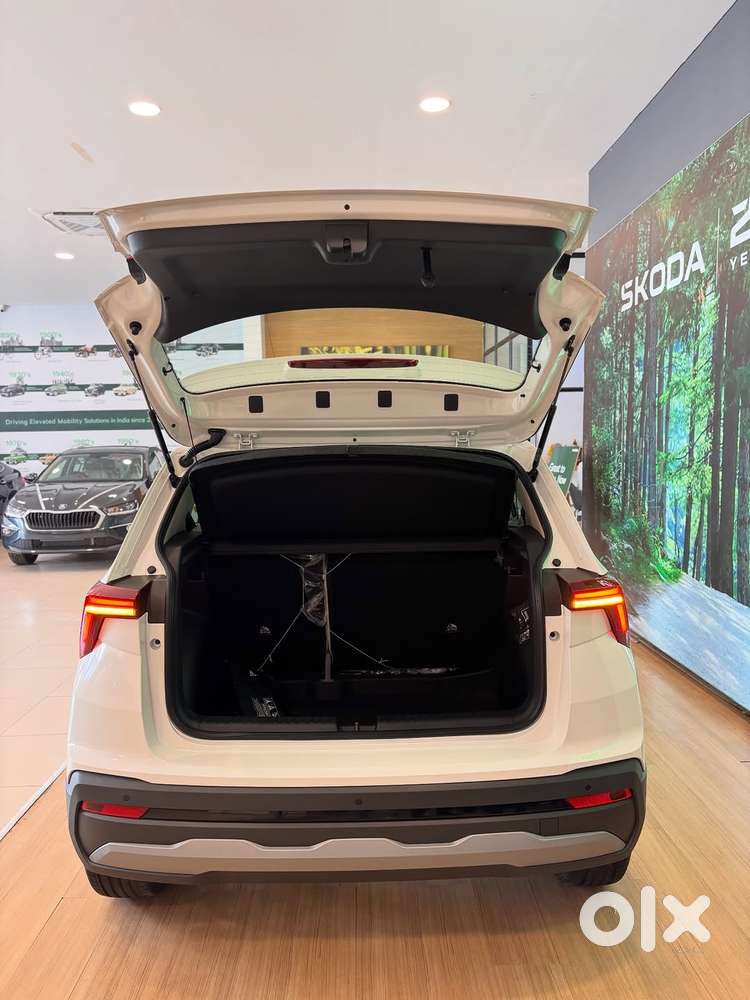 Skoda Kushaq 1.0 Tsi Style At (6 Airbags), 2026, Petrol