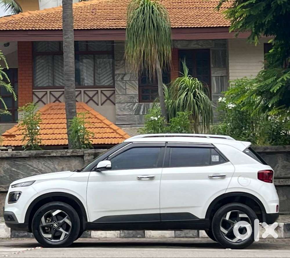 Hyundai Venue Sx Mt, 2021, Diesel