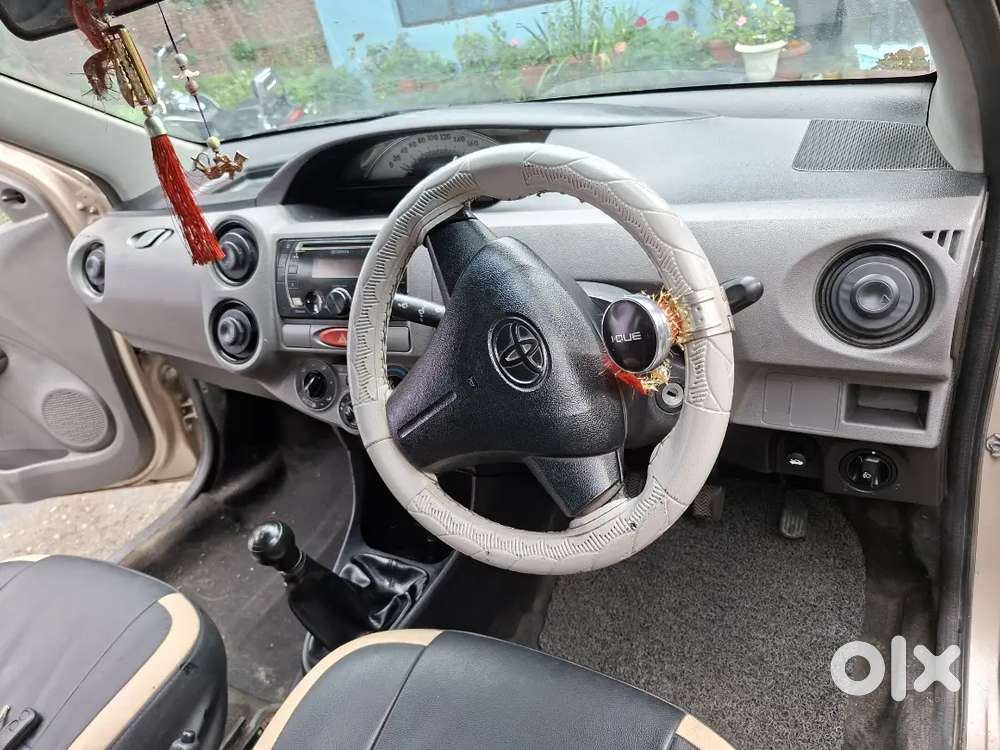 Toyota Etios 2011 Petrol Well Maintained