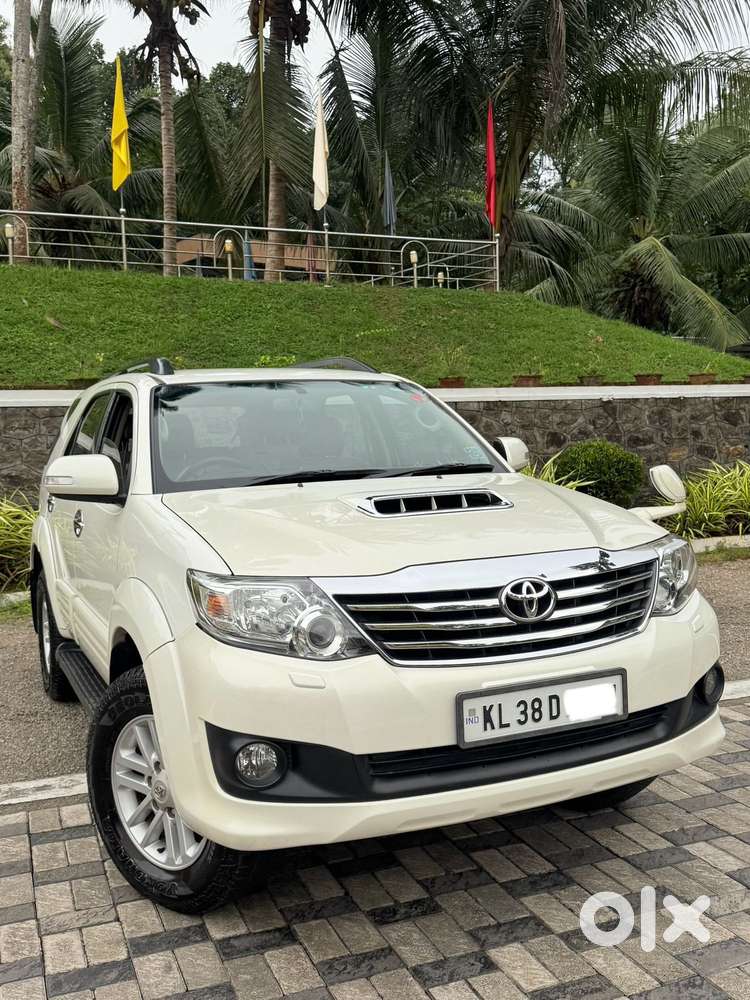 Toyota Fortuner 3.0 4x2 Mt, 2014, Diesel