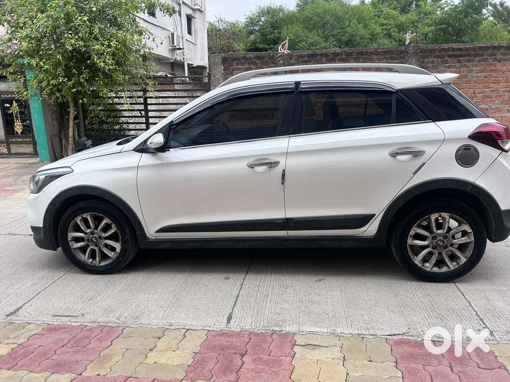 Hyundai I20 Active Sx Petrol, 2016, Petrol