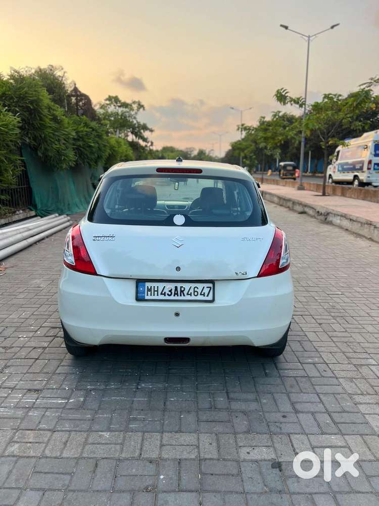 Maruti Suzuki Swift Vxi + Manual, 2014, Petrol