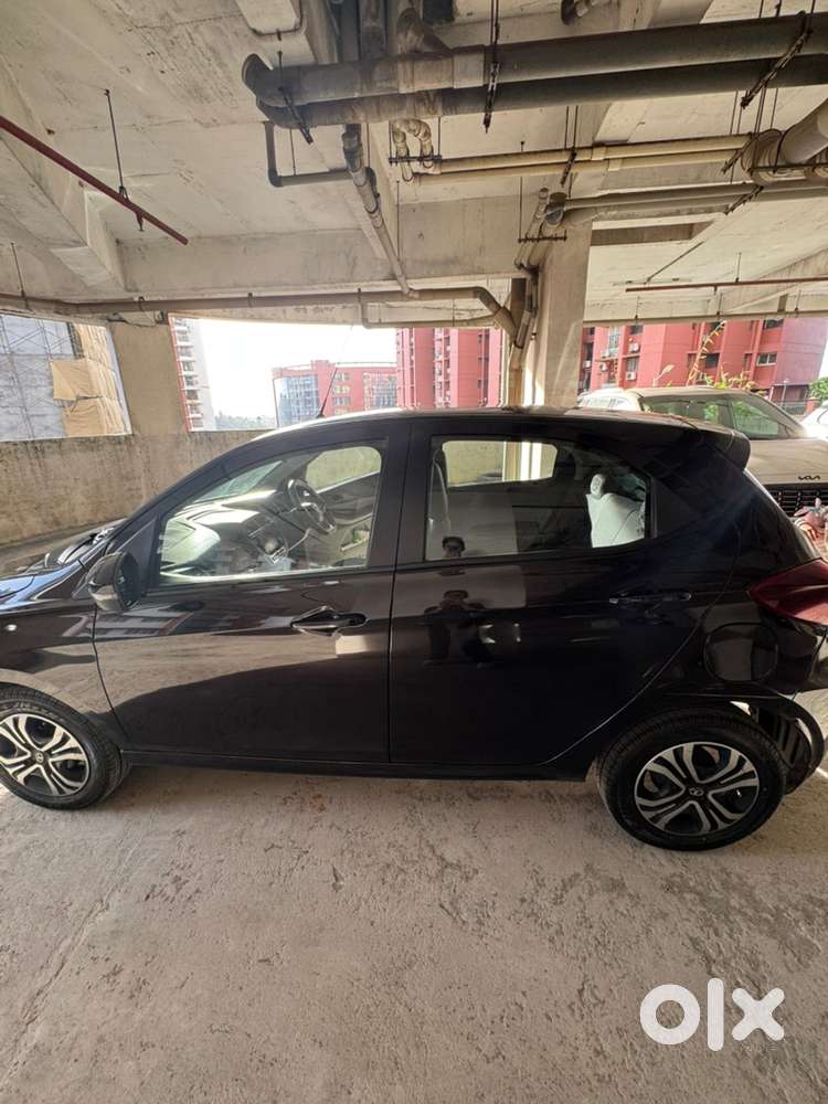 Tata Tiago Petrol 2023