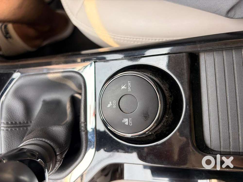 Tata Nexon Xz Plus Petrol