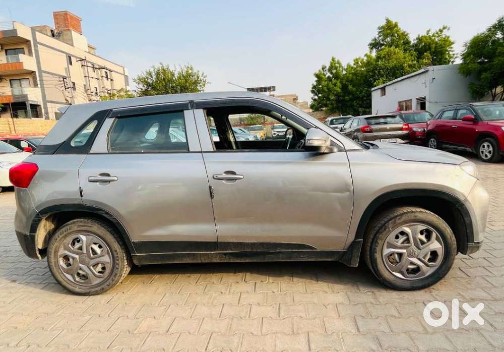 Maruti Suzuki Brezza 1.5 Lxi Smart Hybrid, 2021, Cng & Hybrids