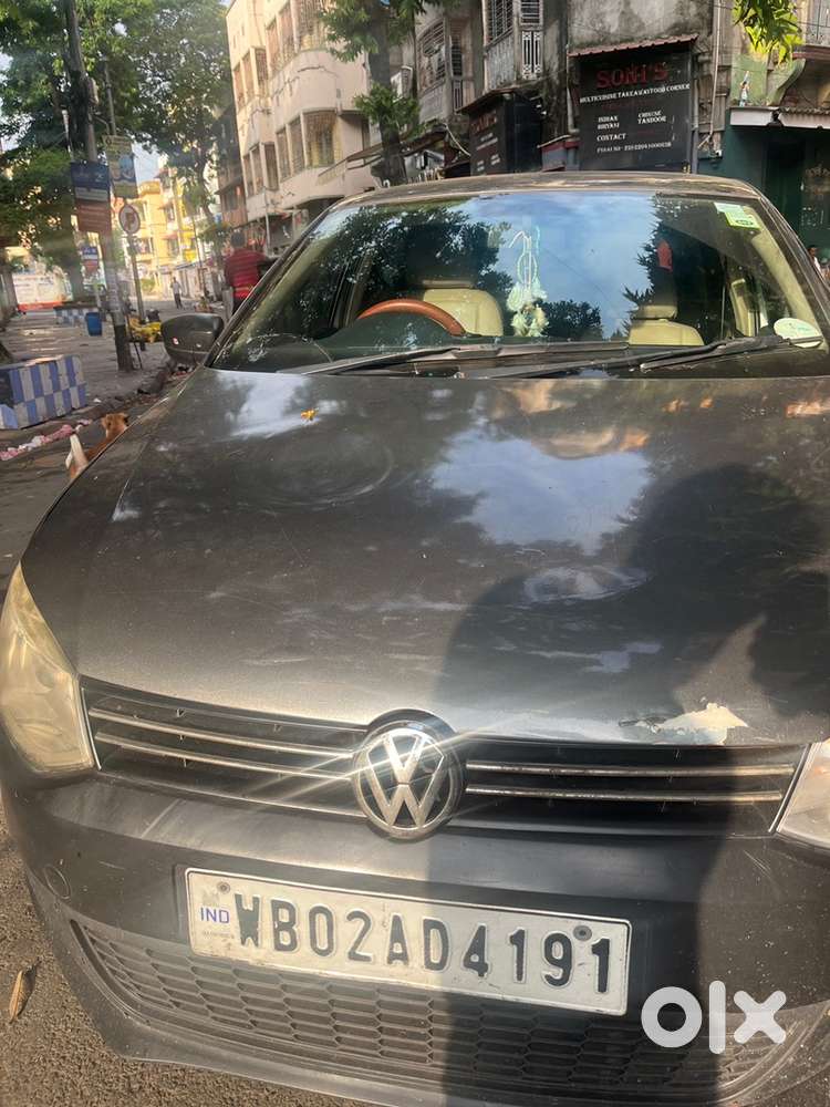 Volkswagen Polo Petrol Manual 2012