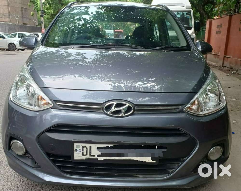 Hyundai Grand I10 Sportz, 2016, Petrol