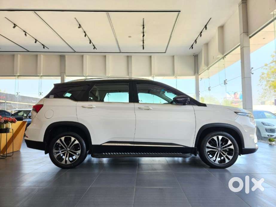 Mg Hector Plus Sharp Cvt, 2023, Petrol