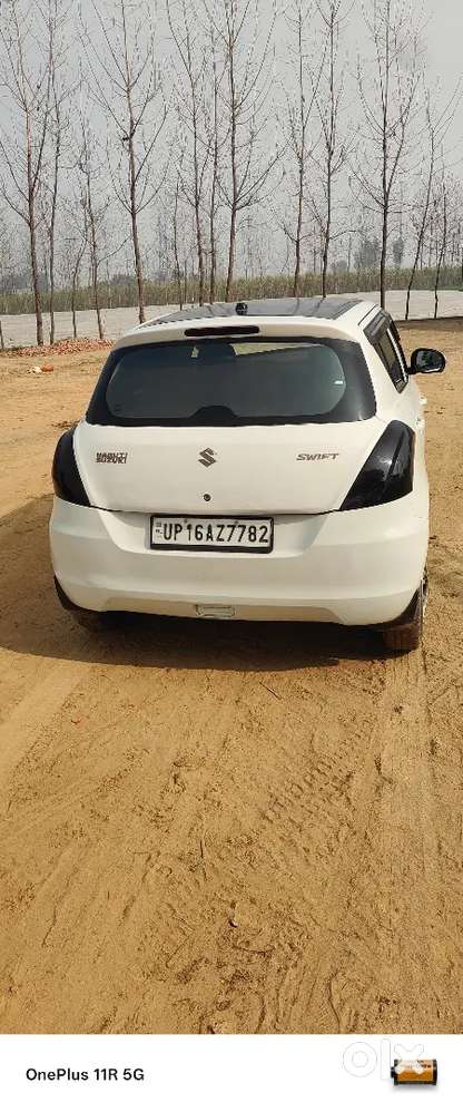 Maruti Suzuki Swift 2015 Cng & Hybrids Well Maintained