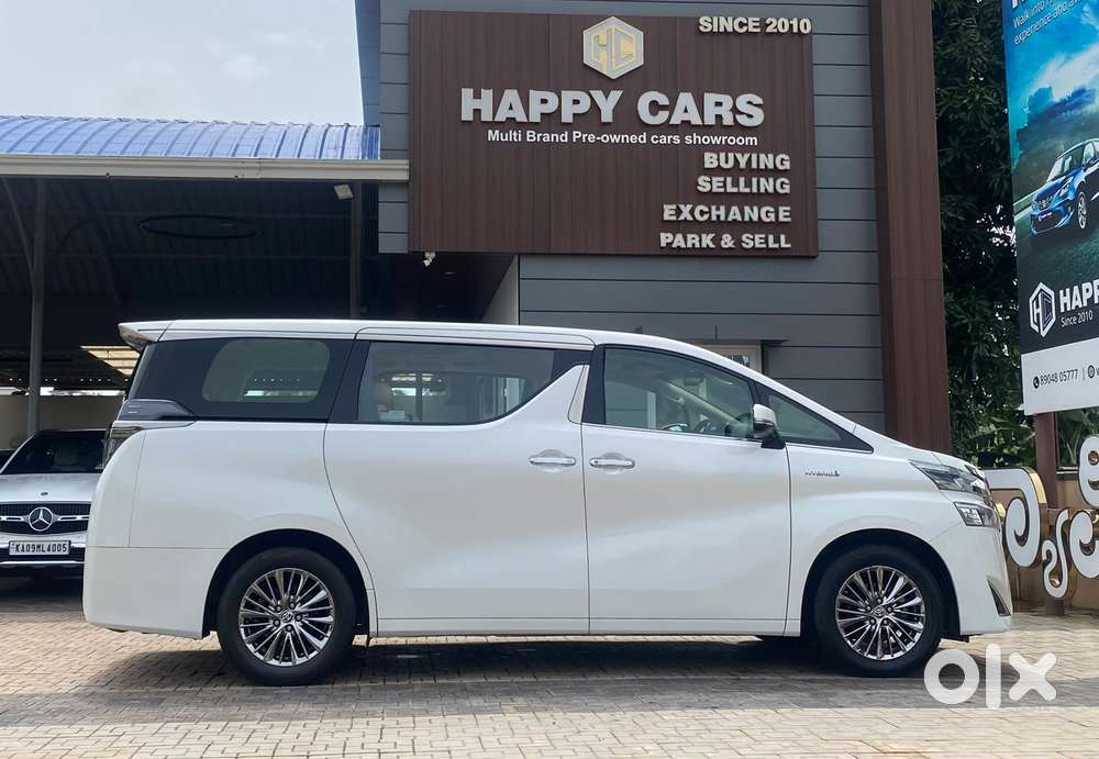 Toyota Vellfire Vip – Executive Lounge, 2022, Petrol