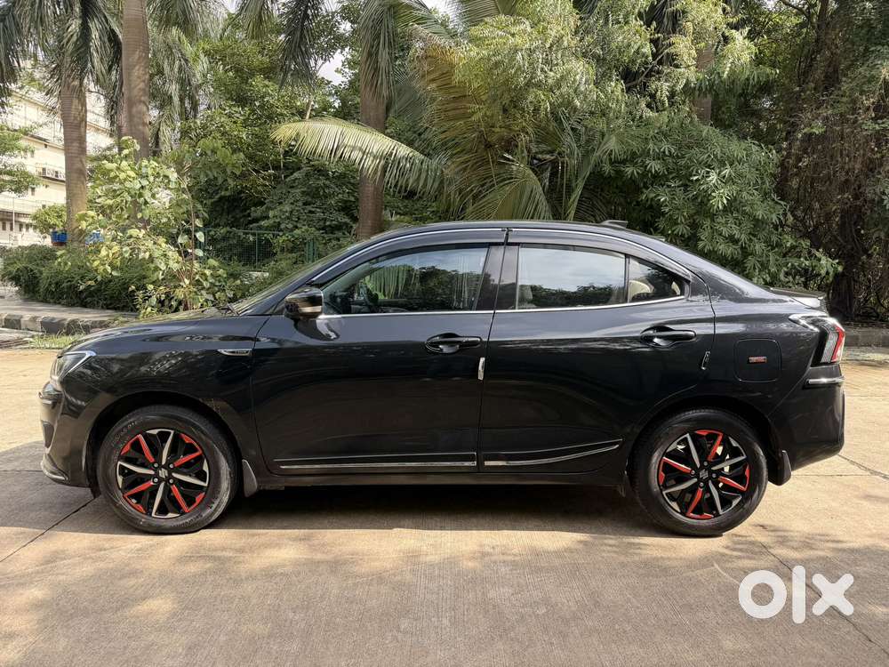 Maruti Suzuki Swift Dzire Zxi + Mt, 2025, Petrol