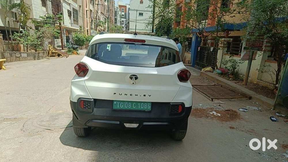 Tata Punch Ev Smart Plus, 2024, Electric