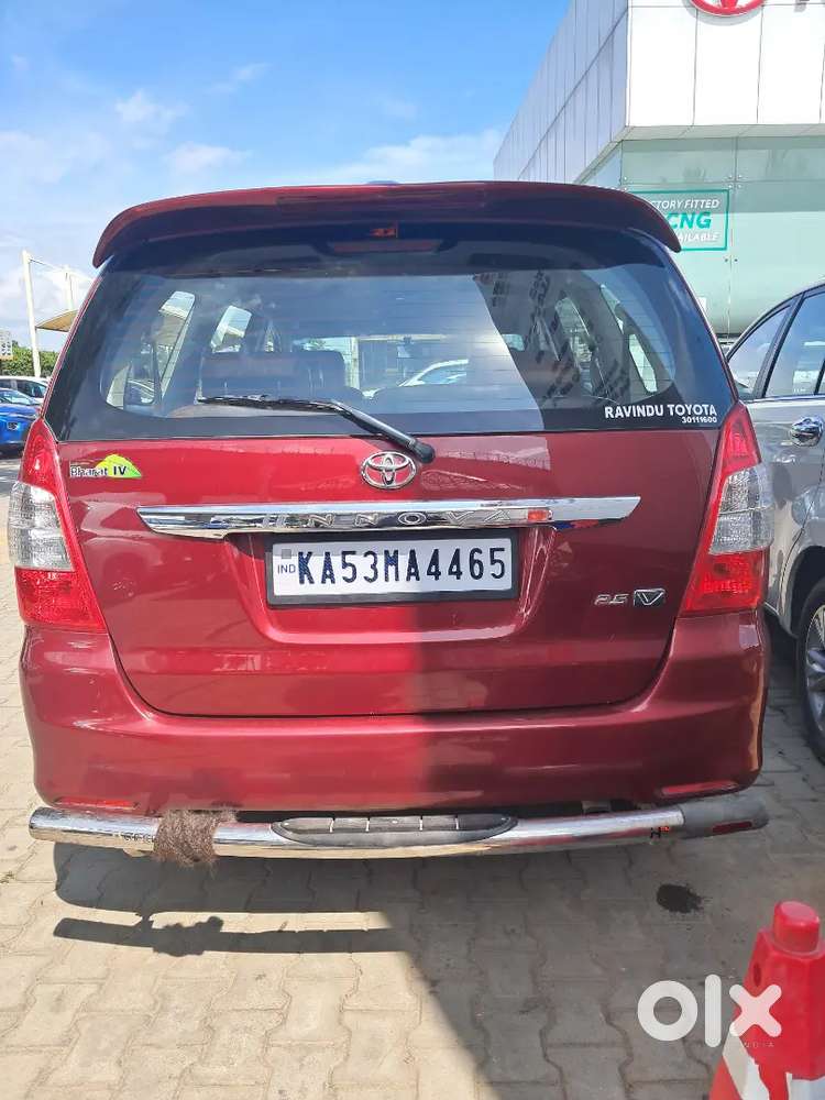 Toyota Innova 2.5 Vx 2013 Complete Showroom Serviced Zero Accidental