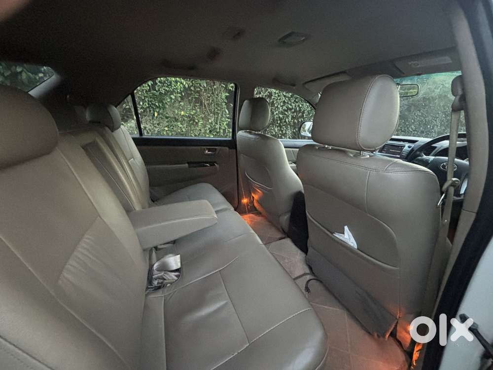 Toyota Fortuner 2011-2016 4x2 At, 2015, Diesel