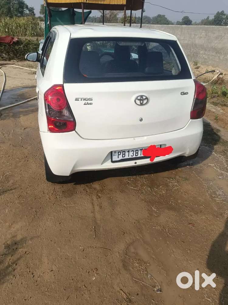Toyota Etios Liva 2015 Diesel 85000 Km Driven Good Condition Car