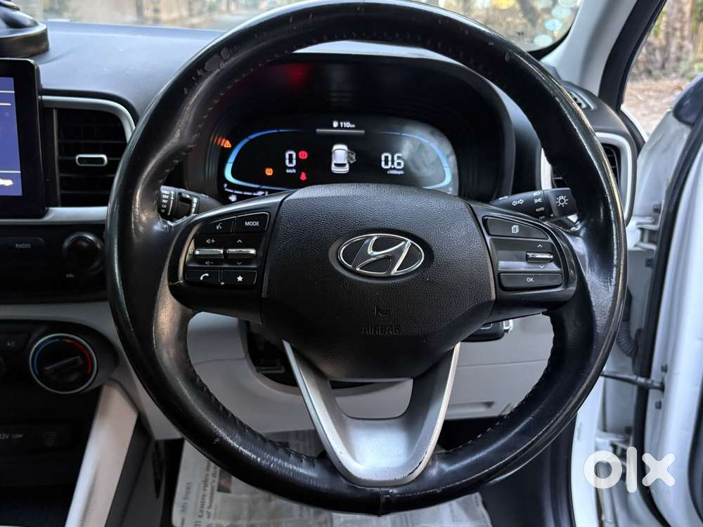 Hyundai Venue S 1.2 Petrol, 2022, Petrol