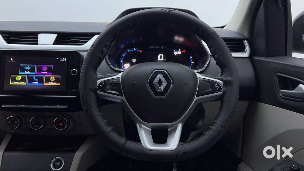 Renault Triber Rxz, 2023, Petrol