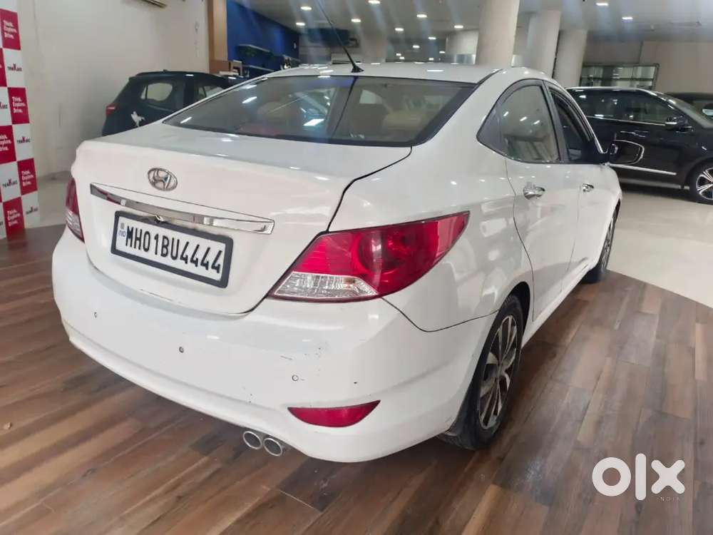 Hyundai Fluidic Verna 2014 Petrol 105000 Km Driven