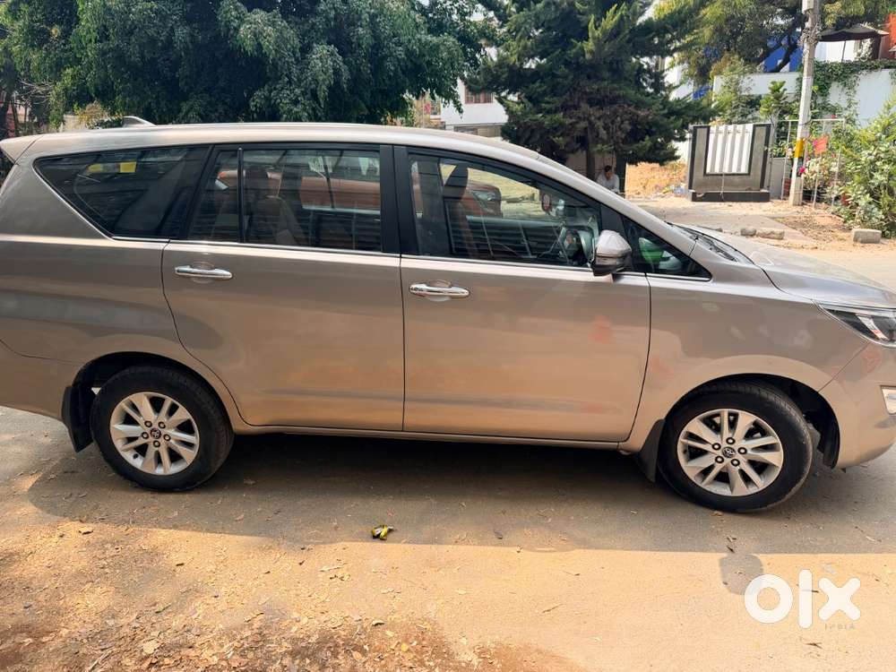 Toyota Innova Crysta 2018 Diesel Well Maintained