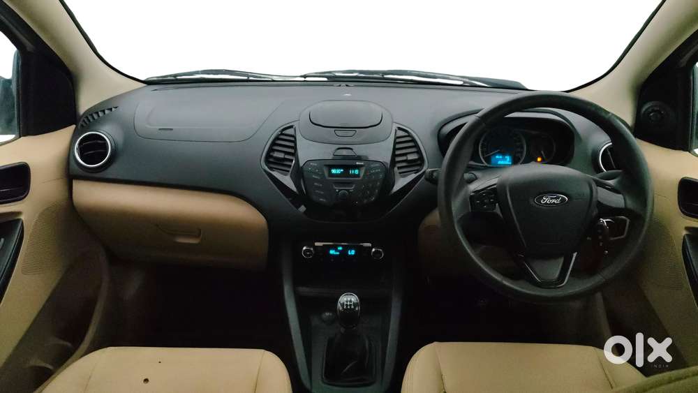 Ford Figo Aspire Titanium, 2016, Petrol